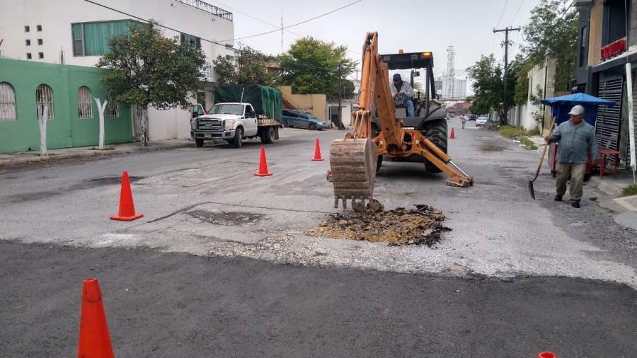 Labores de bacheo son parte de un programa intensivo de rehabilitación