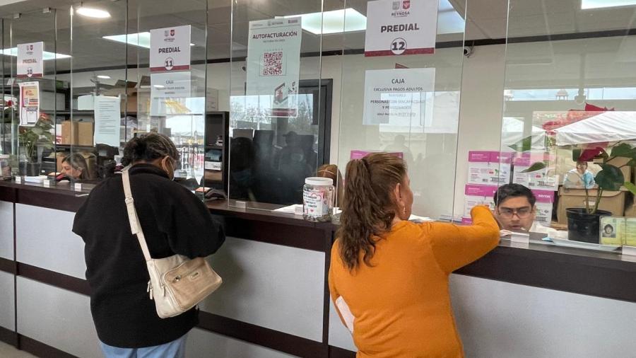 Cumplen con pago de impuesto predial