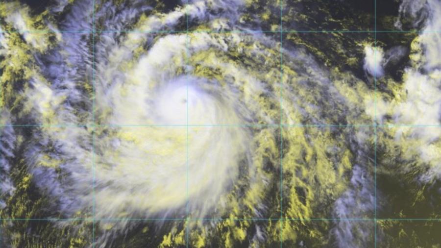 &ldquo;Sergio&rdquo; se convierte en hurac&aacute;n categor&iacute;a 3