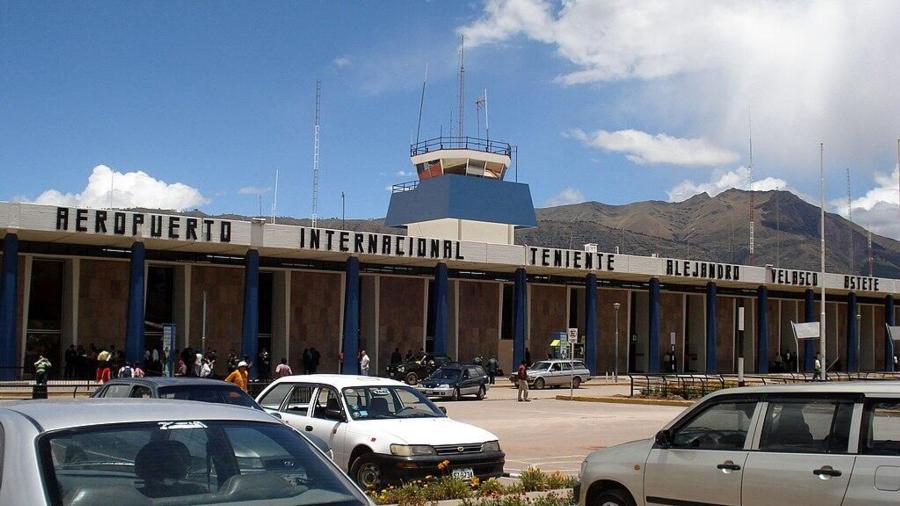 Perú suspende operaciones en aeropuerto de Cusco tras protestas