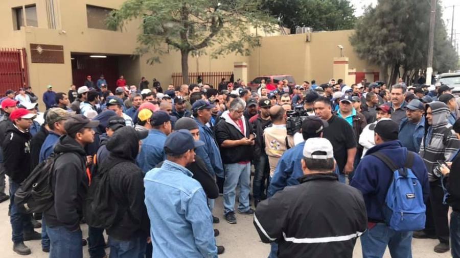 Frenan labores obreros en la Siderúrgica del Golfo en Matamoros