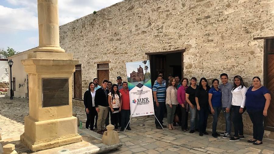 Imparten capacitaci&oacute;n en Pueblos M&aacute;gicos