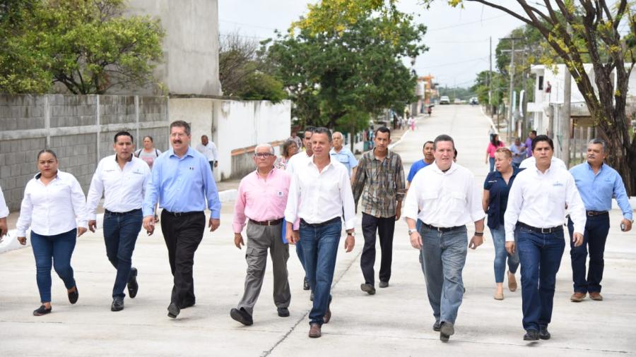 Moderniza Chucho Nader más calles en la zona norte de Tampico