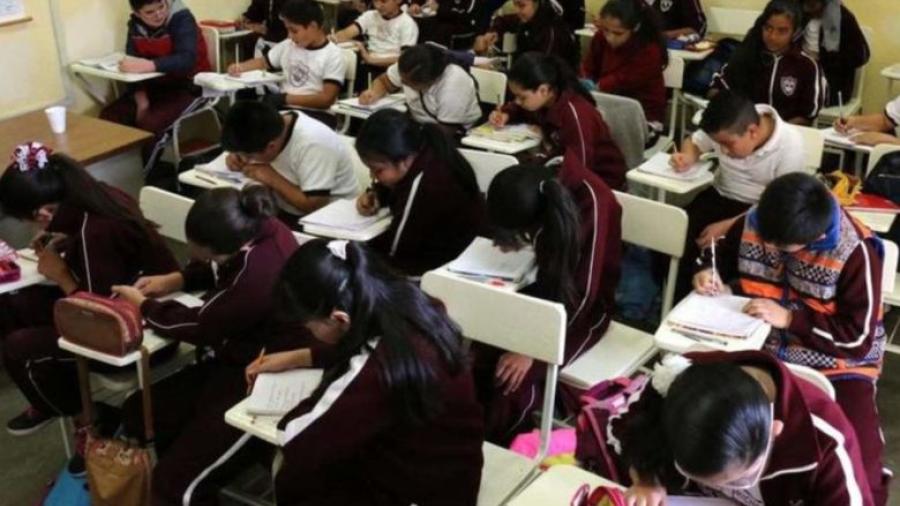 SEP prepara plan de “regreso seguro” a las clases presenciales en 2021 