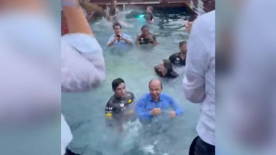 Chapuzón de Checo Perez y Felipe Calderón provoca críticas