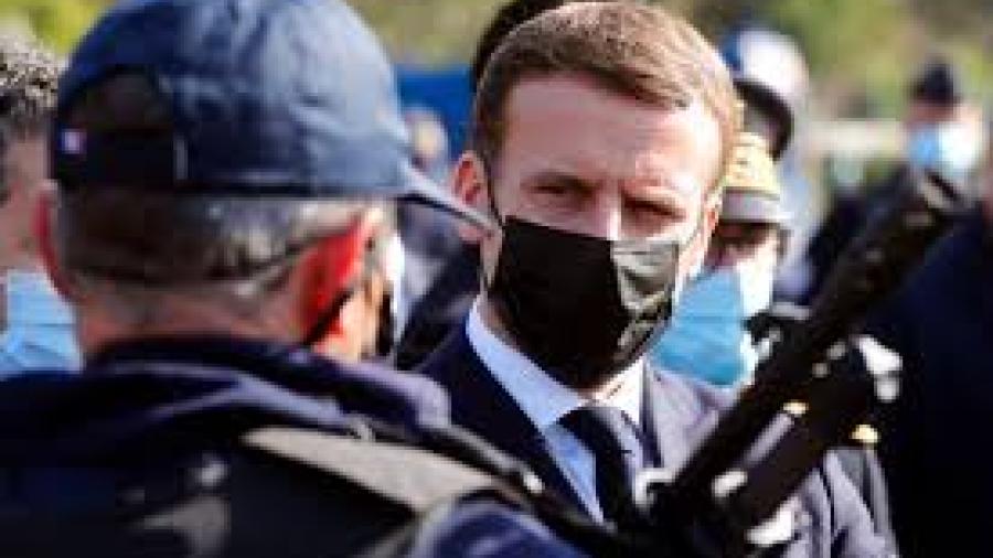 Anuncia Macron un refuerzo en las fronteras de Francia tras los ataques terroristas