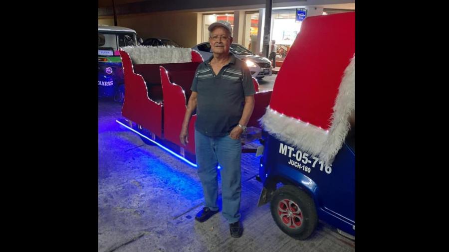 Transforma su mototaxi en trineo y se convierte en el ‘Santa Claus de Juchitán’