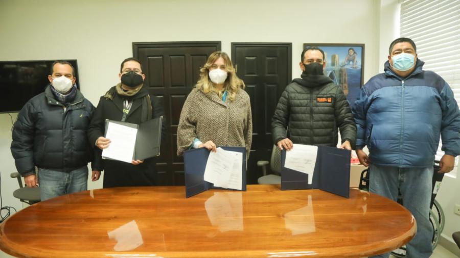 Firman convenio CANIRAC y SNTE con apoyo del Ayuntamiento 