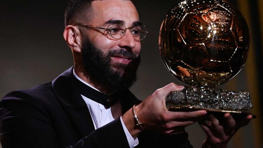 Gana su primer Balón de Oro Karim Benzema 