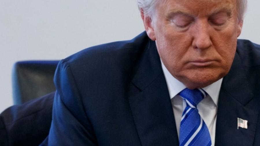 Trump cancela vacaciones por cierre de gobierno