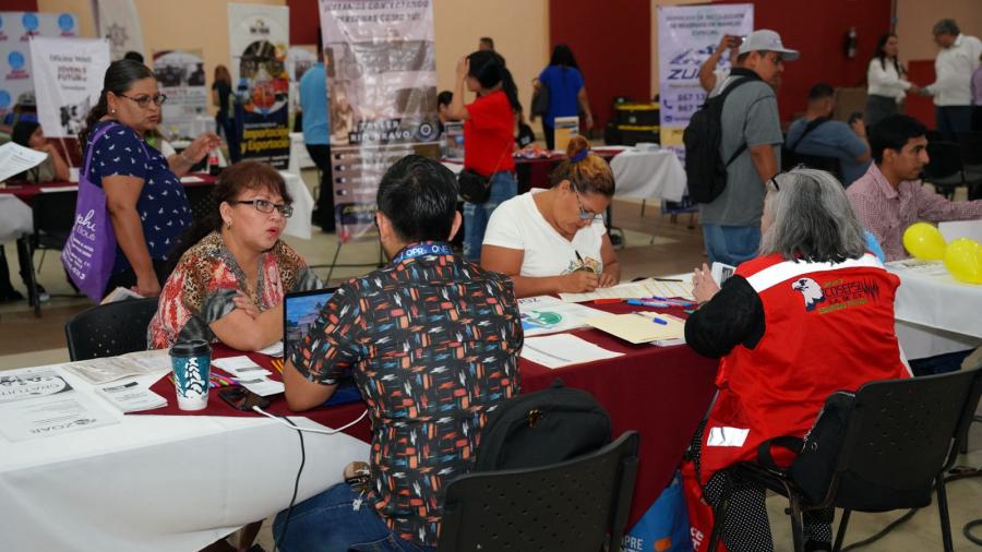Impulsan desarrollo económico en Nuevo Laredo con la Feria nNcional de Empleo para Grupos Vulnerables 2025