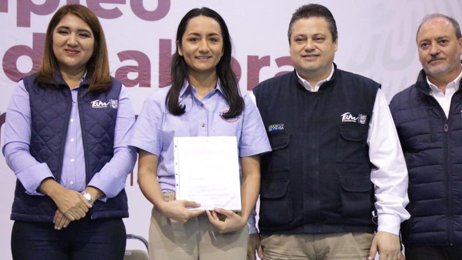 Ofrecen más de 2 mil 400 vacantes, en la 1ª Feria de Empleo