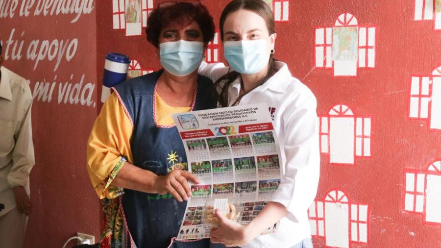 Entrega DIF Reynosa apoyo a Núcleo Solidario 