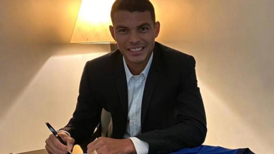 Thiago Silva firma con el Chelsea por un año