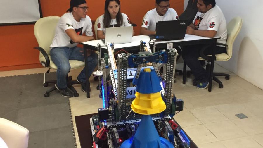 Necesario incorporar robótica en un mayor número de carreras