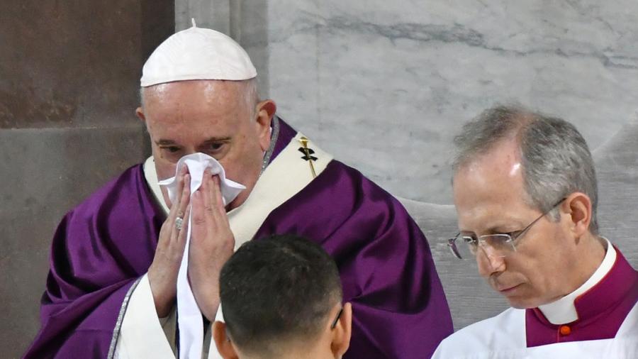 Tercer día sin actividades del Papa por supuesto resfriado