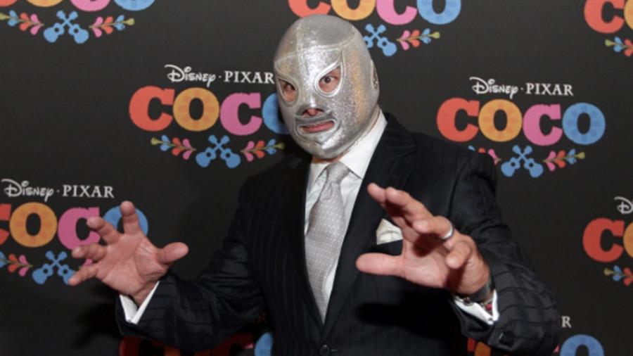 Hijo del santo orgulloso por homenaje a su padre en “Coco”