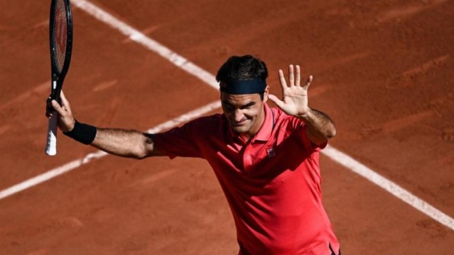 Roger Federer retorna a Roland Garros con victoria