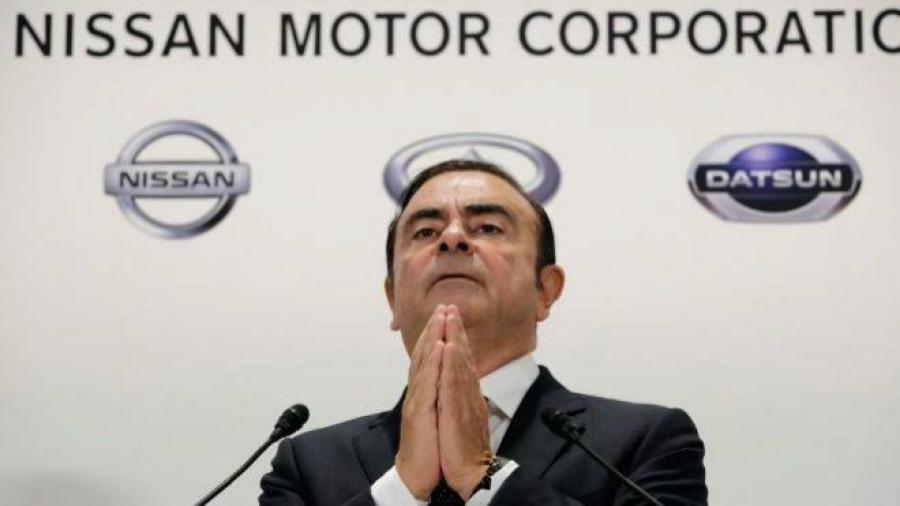 Expresidente de Nissan pide permiso para ir a junta empresarial en Japón