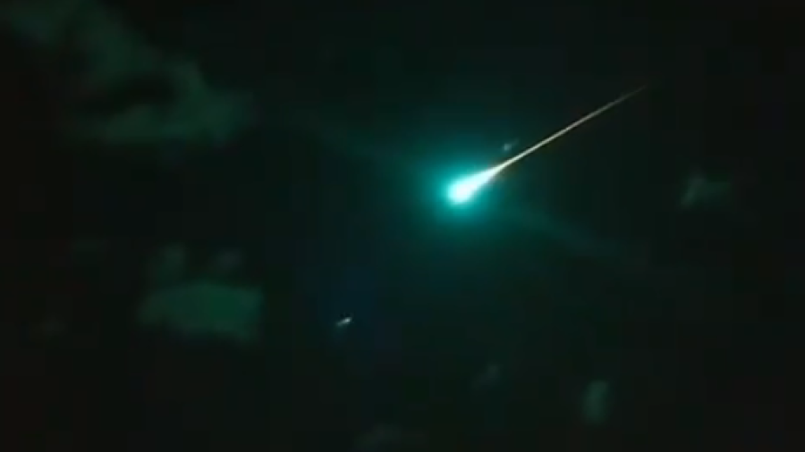 Meteoro sorprende cielo australiano