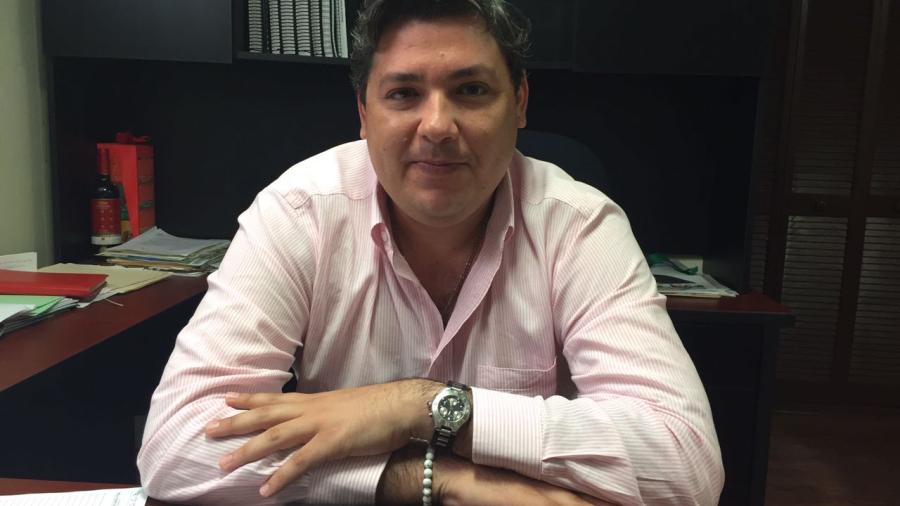 Urgen camiones de redilas en limpieza pública