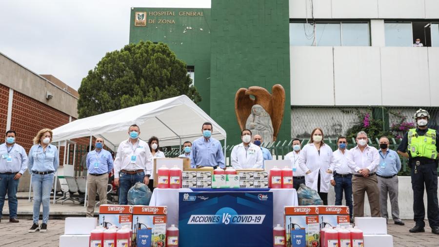  Donan funcionarios municipales insumos al hospital del IMSS