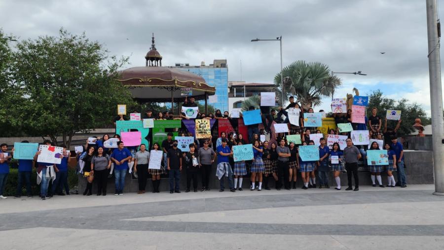 Impulsan a la par estudiantes, Maestros y Gobierno de Carlos Peña Ortiz protección de animales