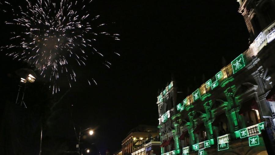 Barbosa anuncia que Puebla celebrará Grito de Independencia presencialmente 