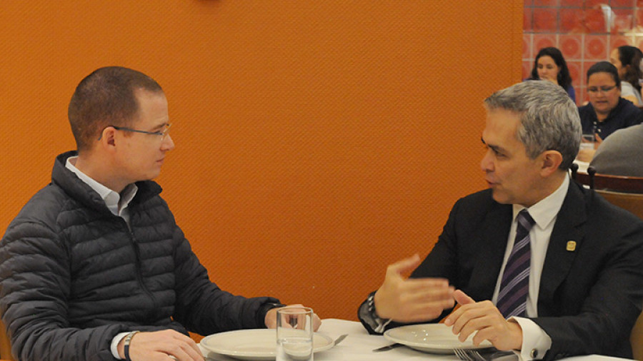 Se re&uacute;nen Anaya y Mancera en la CDMX