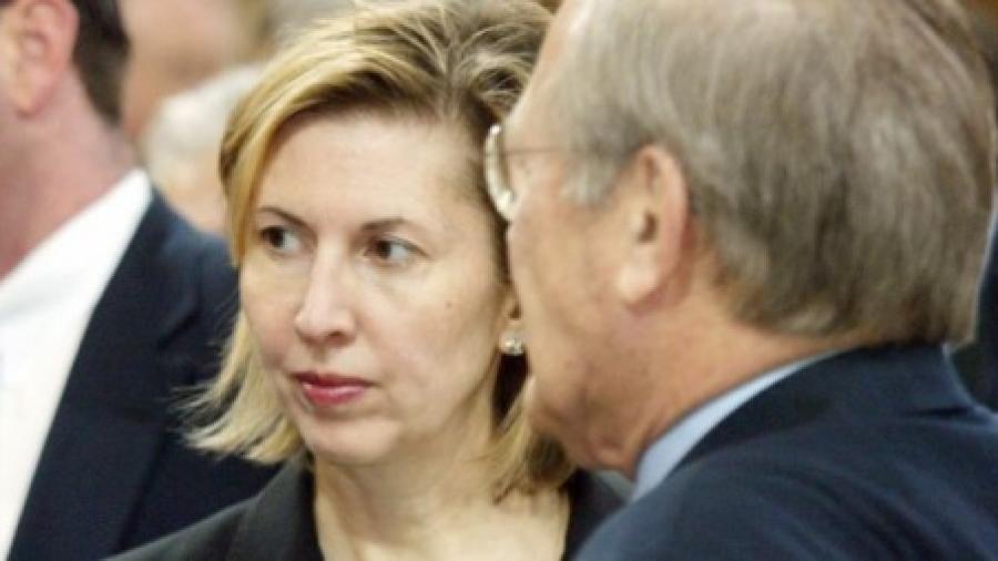 Va Melania en contra de asesora de Seguridad Nacional