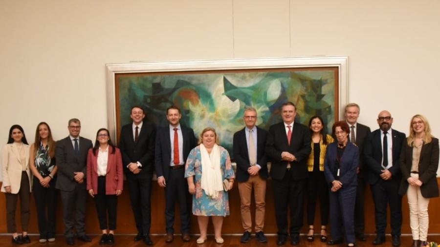 Recibe Marcelo Ebrard a Eurodiputados en México para analizar relación bilateral y migraciones