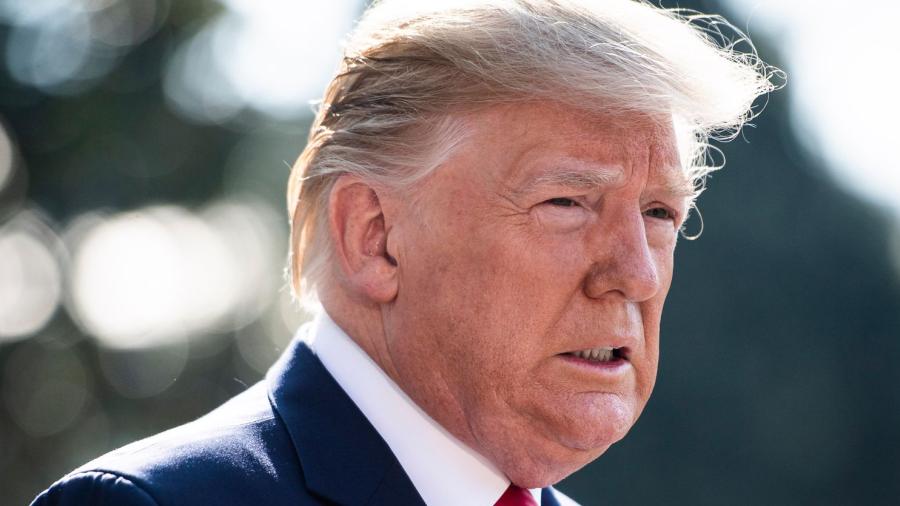 Legisladores demócratas evaluarán posible juicio político a Trump