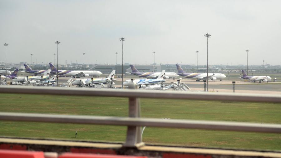 Pakistán cierra su espacio aéreo por tensión con India