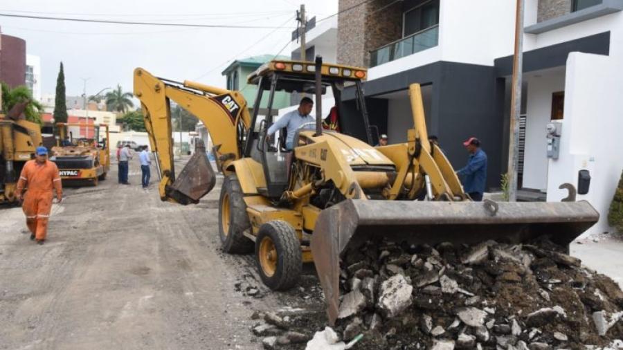Mejoramiento vial en colonias de Tampico sigue: Chucho Nader
