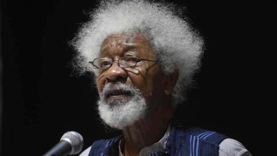 EU revoca la visa de Wole Soyinka, ganador del Nobel de Literatura