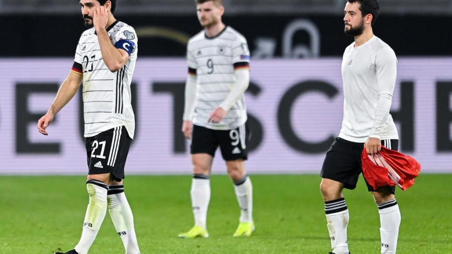 Por primera vez en 20 años, Alemania perdió en eliminatoria mundialista