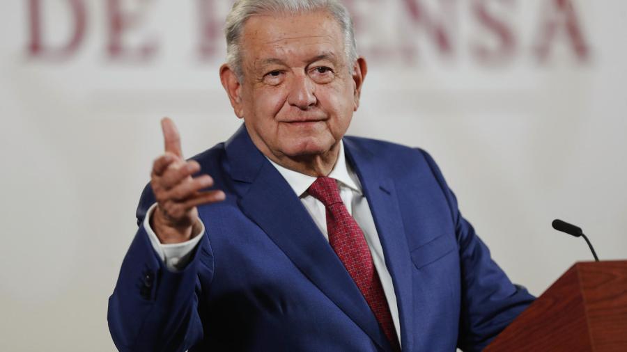 INE ordena bajar o modificar 5 conferencias de AMLO