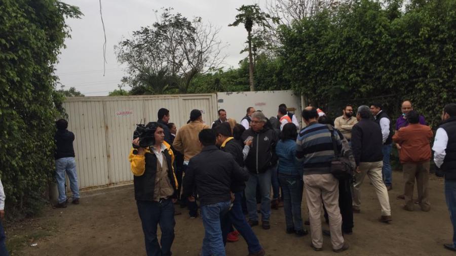 Autoridades inspeccionan empresa tersa tras incendio