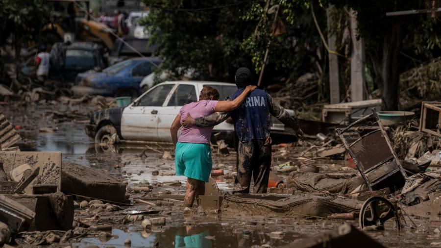 Aumenta a 70 el número de muertos por inundaciones en cinco estados; 72 personas siguen desaparecidas