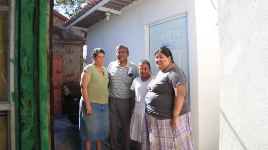 Llevan Gobierno de Tamaulipas y DIF servicios y apoyos a familias de Bustamante