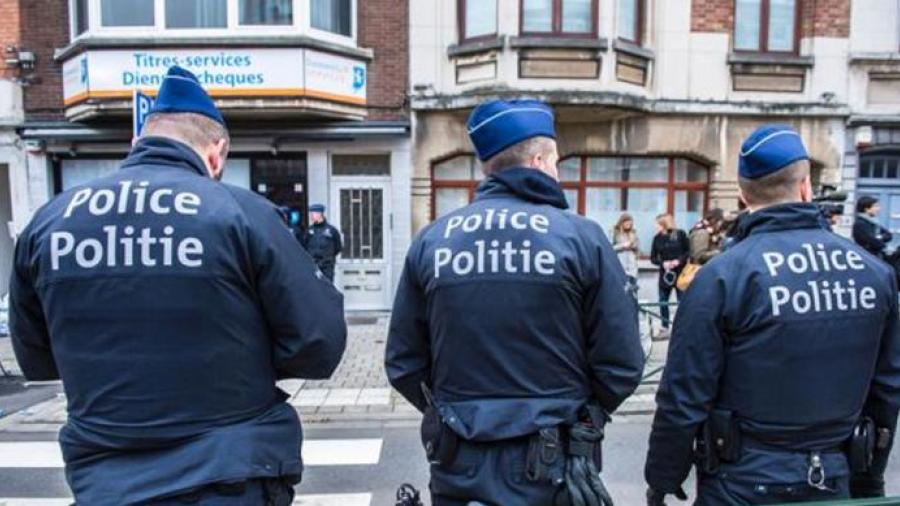 Por vehículo sospechoso, evacúan Palacio de Justicia de Bruselas