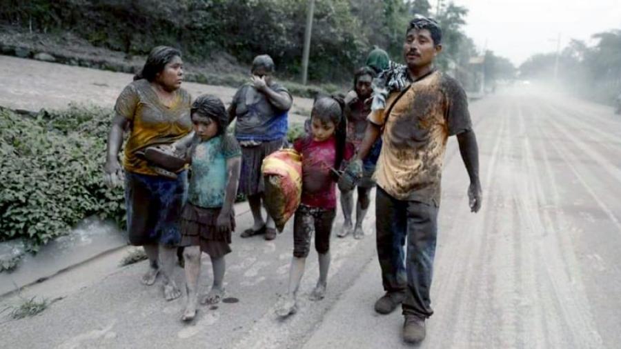 Asciende a 109 la cifra de muertos por el volcán de Fuego en Guatemala