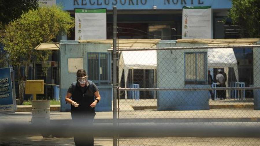 Pide CNDH garantizar vacunas COVID-19 en cárceles de México