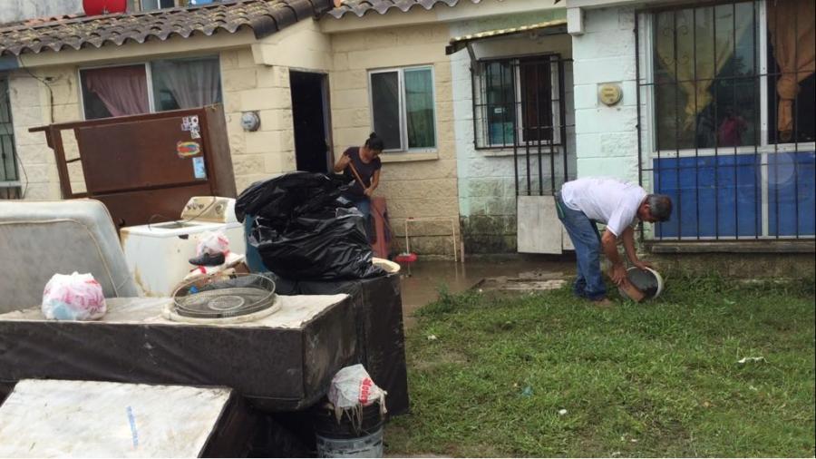 Infonavit se retrasa en pago de seguro en viviendas inundadas