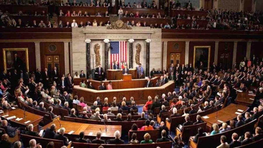 Cámara de EU aprueba proyecto para frenar emergencia nacional