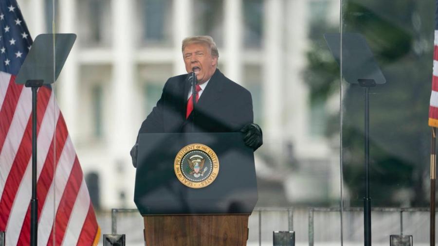 Sin quitar el dedo del renglón, Trump asegura habrá "transición ordenada"