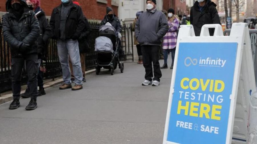 Disminuye casos de COVID y hospitalizaciones en EU 