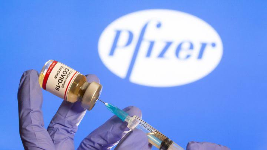 Estados Unidos aprueba de emergencia vacuna Pfizer contra COVID-19