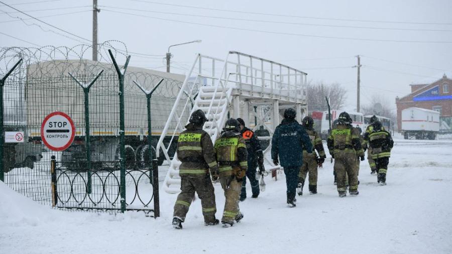 Accidente en mina de carbón en Rusia deja al menos 11 muertos y 46 desaparecidos