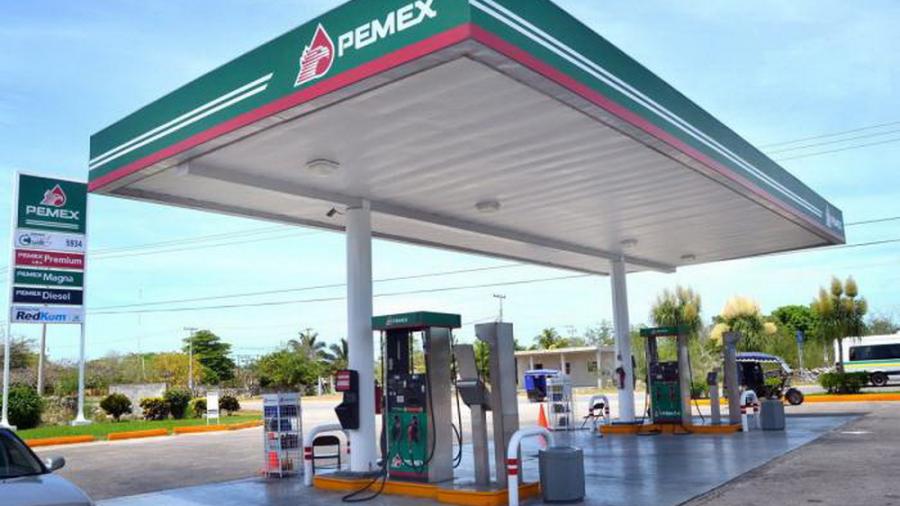 Precios de gasolina Magna y Premium subirá dos centavos este viernes